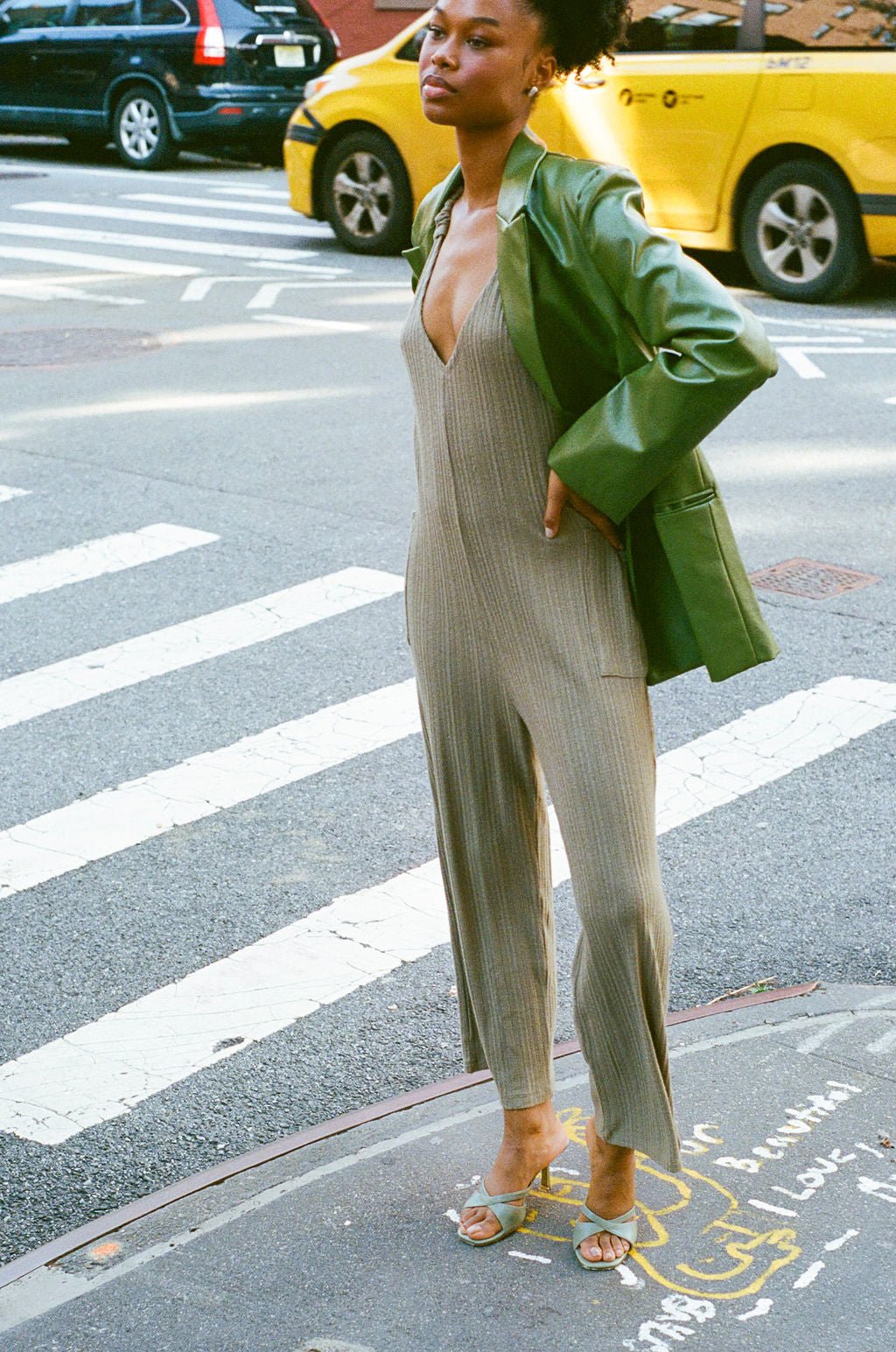 a socialist/ソーシャリスト/1B SUIT/MINT GREEN SAGE – THE B.O.D